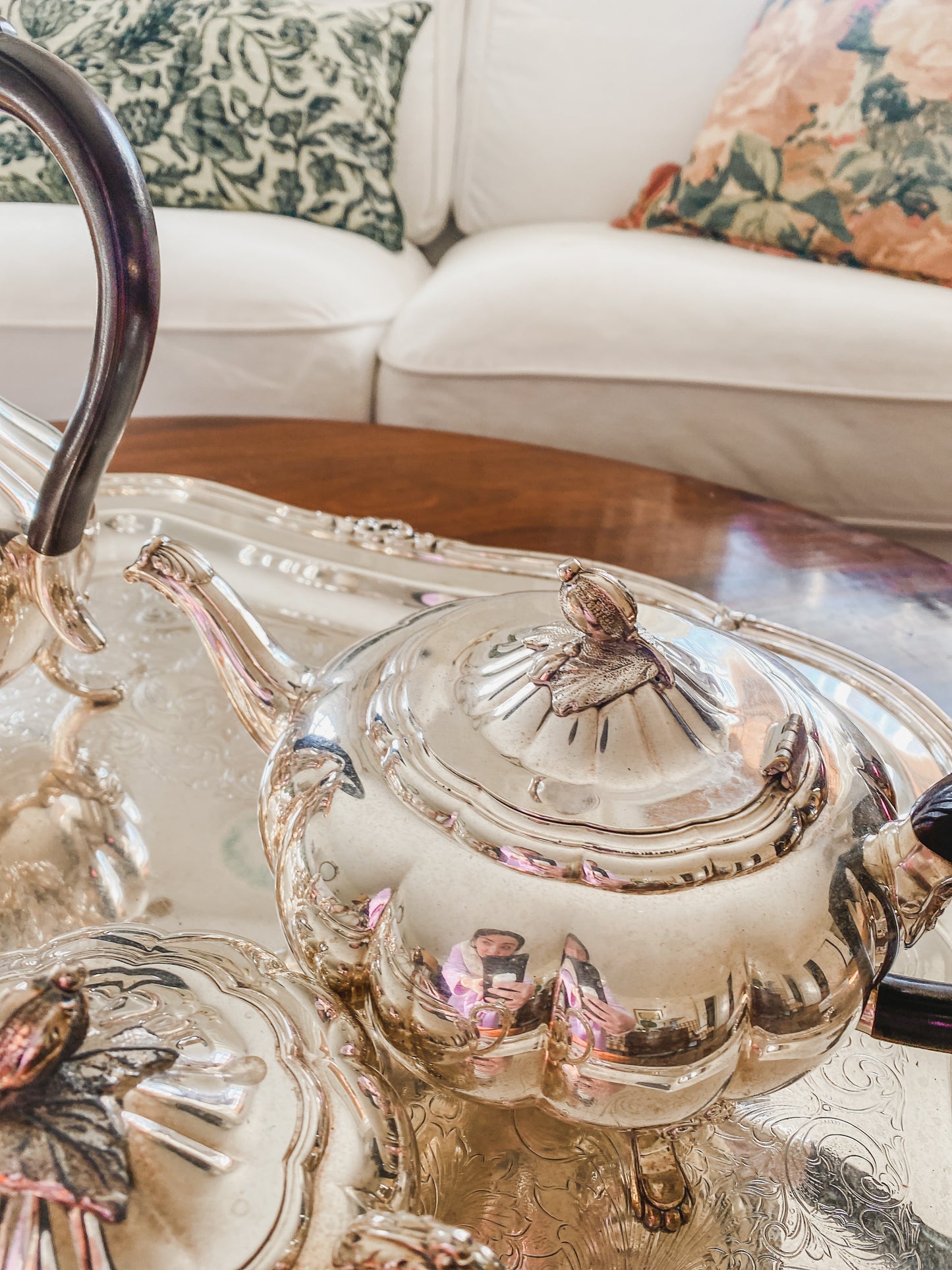 Complete 5-Piece Heirloom Melon Tea Set