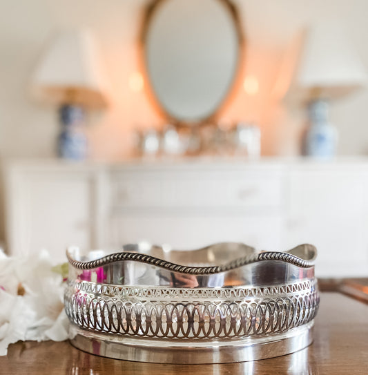 Very Unique Gallery Tray