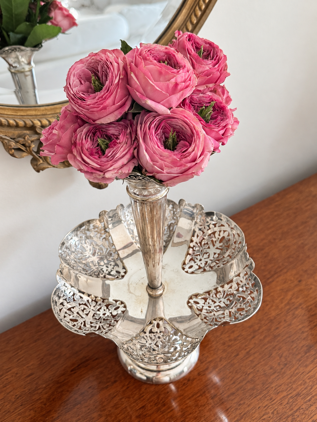 Trumpet Epergne-Style Centerpiece