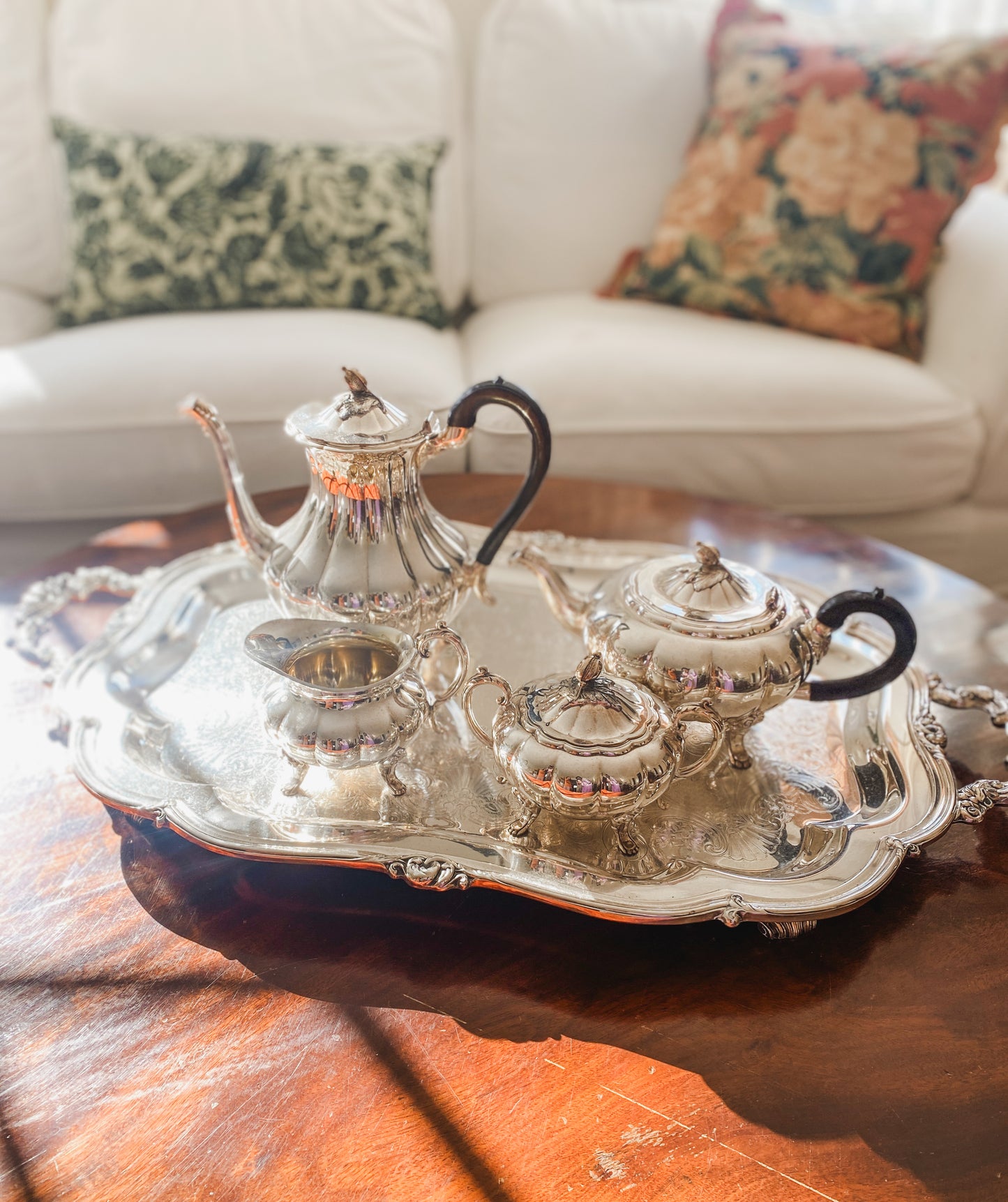 Complete 5-Piece Heirloom Melon Tea Set
