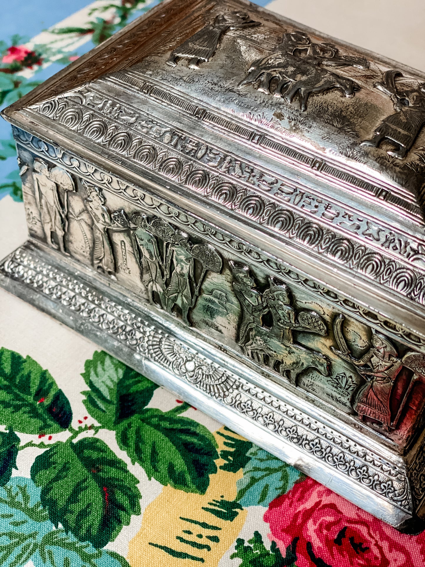Antique Egyptian Revival Silverplate Hinged Box – Barbour Silverplate Co.