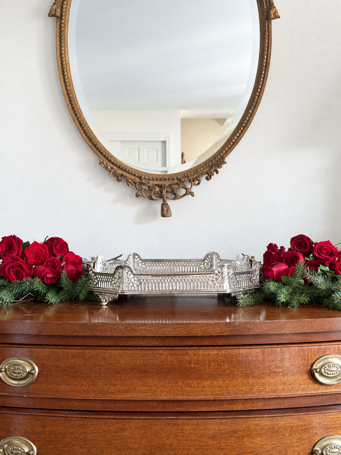 Gallery Tray with Pierced Rail