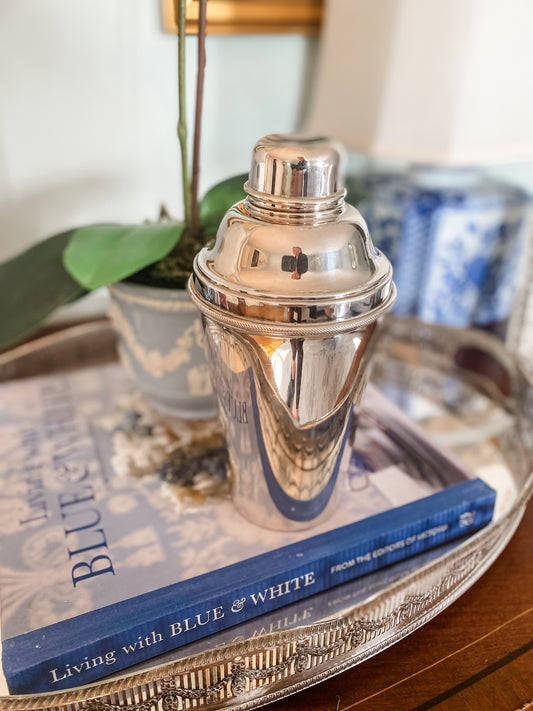 Awesome English Cocktail Shaker