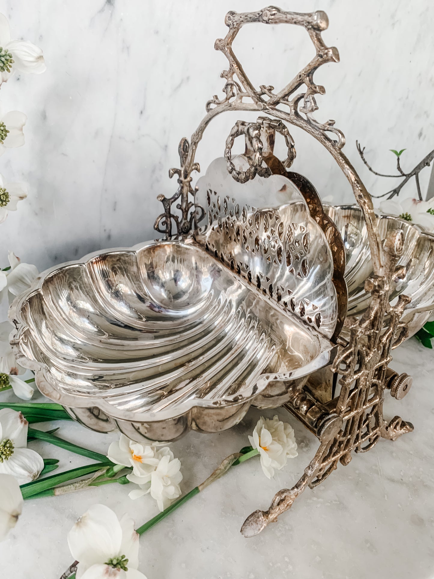 Antique English Silver Plate Biscuit Holder, Aesthetic Movement, Double Hinged