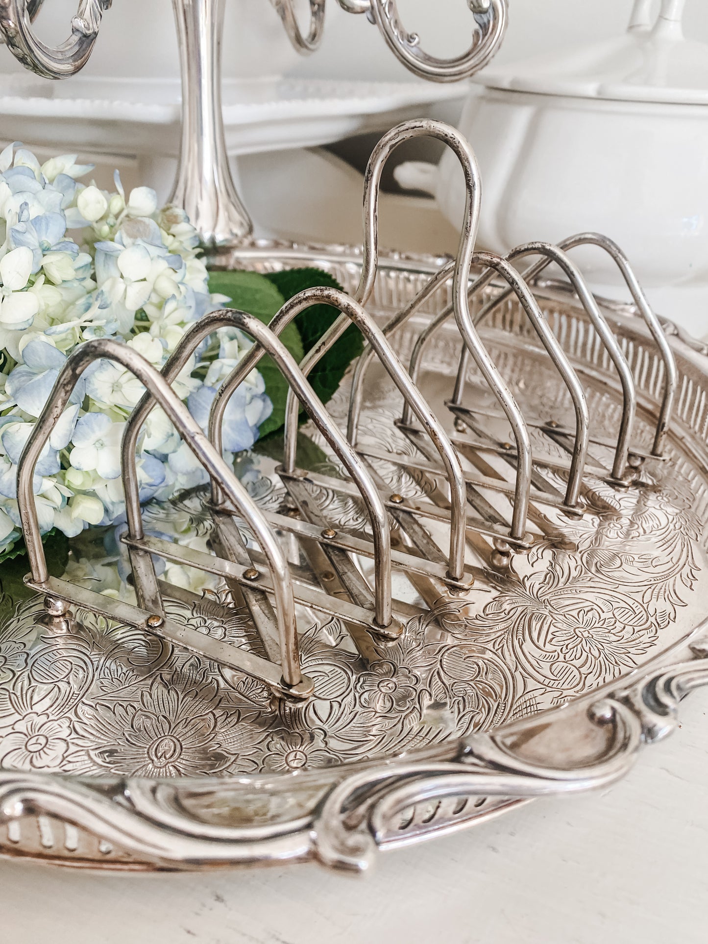 Expanding Toast Rack
