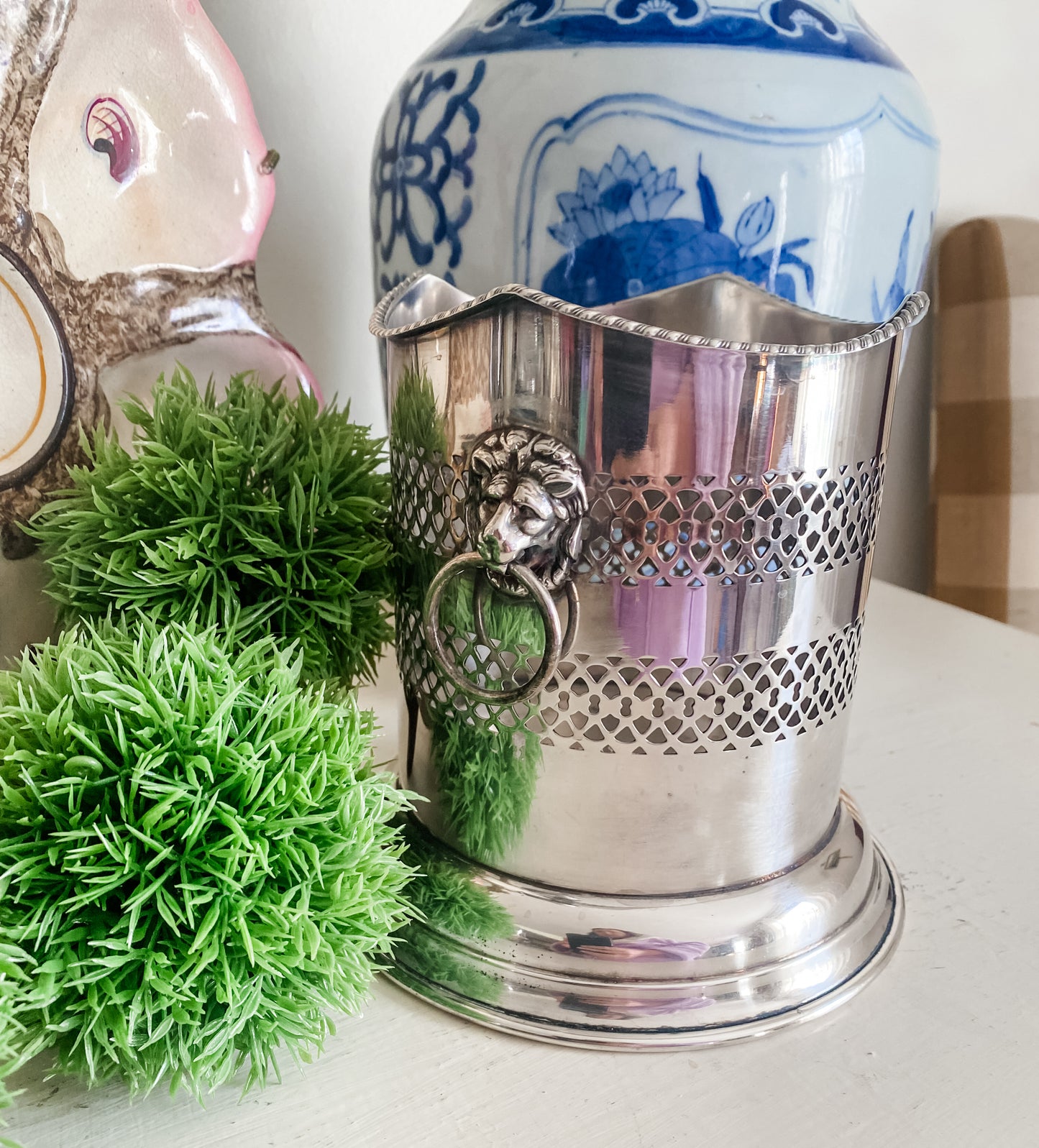 Regal and Rare: Vintage Bottle Holder with Lion Head Handles