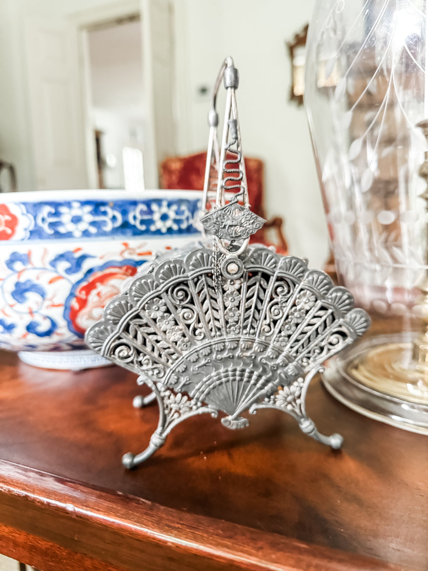 Antique Pairpoint Britannia Plate Biscuit Holder