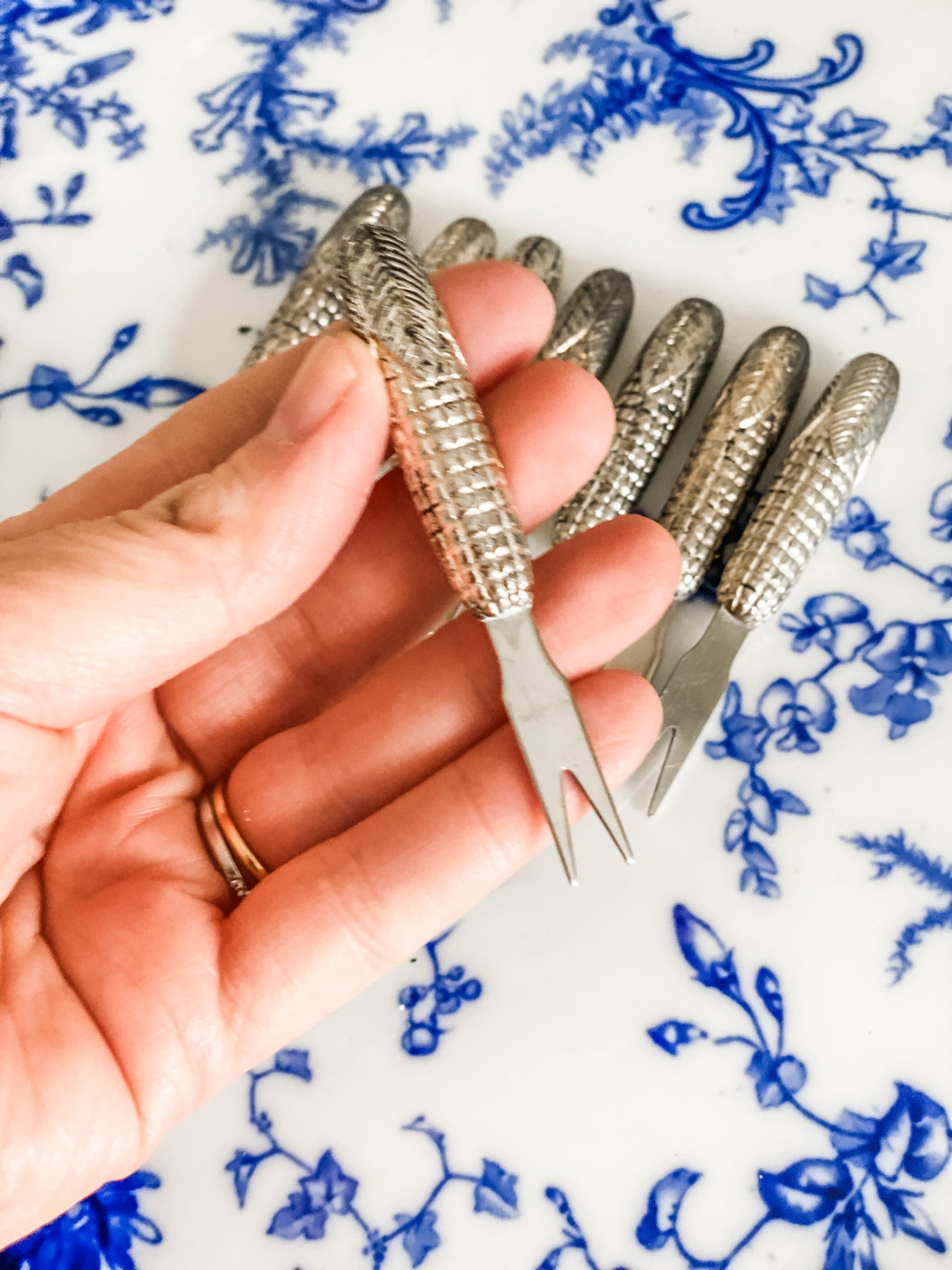 Set of 8 Corn on the Cob Holders
