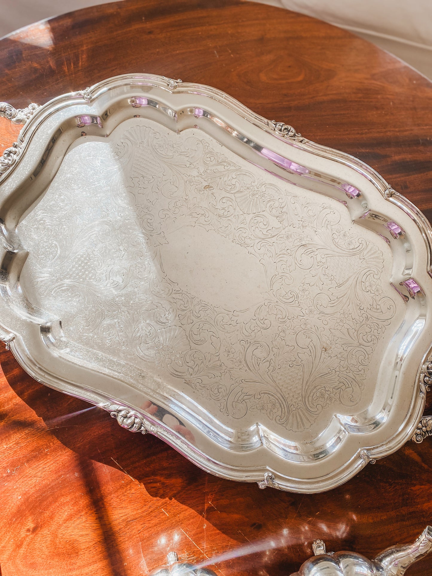 Complete 5-Piece Heirloom Melon Tea Set