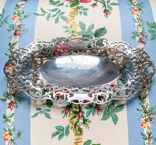 Antique Forbes Silver Co. Quadruple Plate Dish