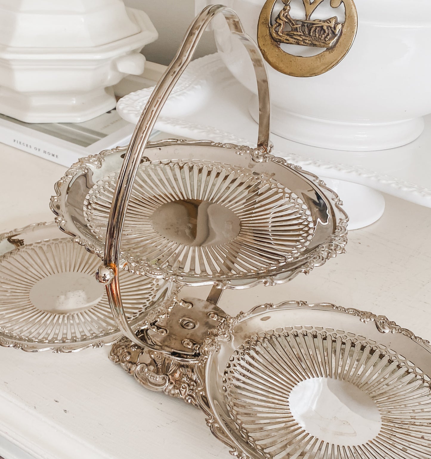 Vintage 3-Tier Folding Biscuit Tray