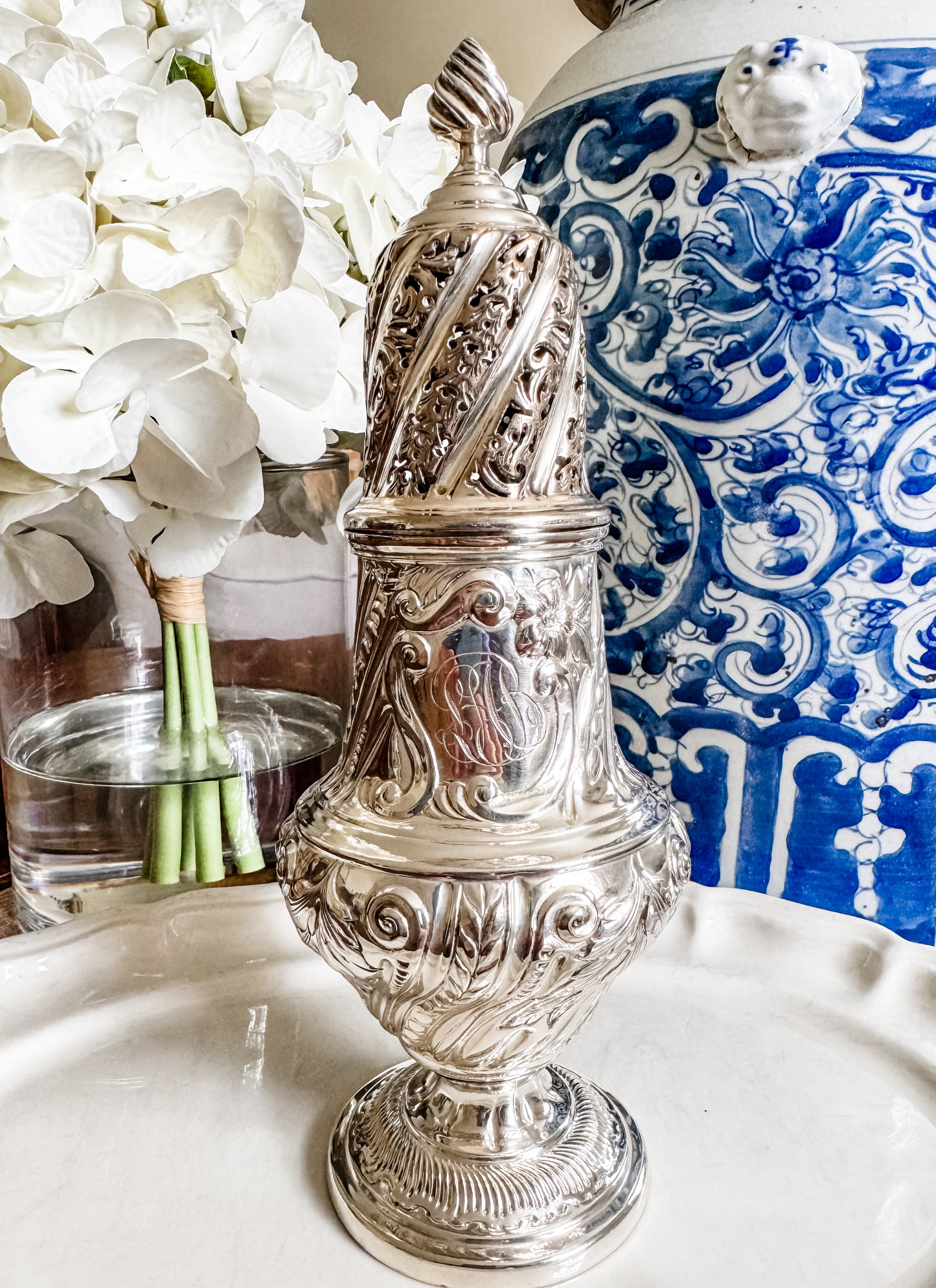 *Don't Miss* Extraordinarily Detailed Large Antique Muffineer