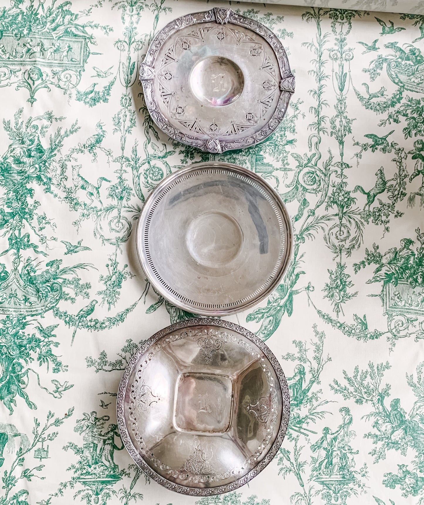 Antique Plate Wall Collection