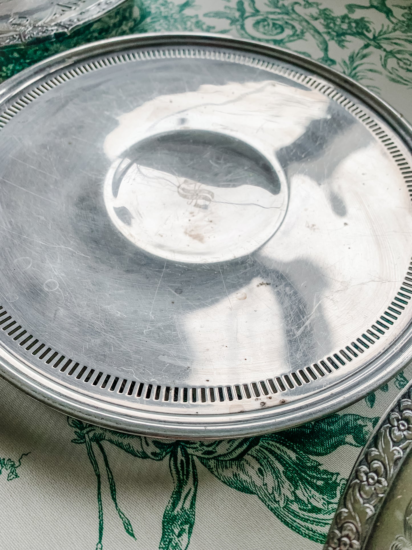 Antique Plate Wall Collection