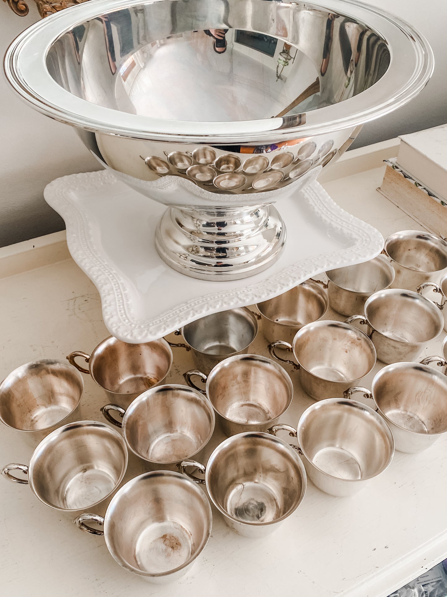 Service for 17: Large Punch Bowl, Cups & Ladle
