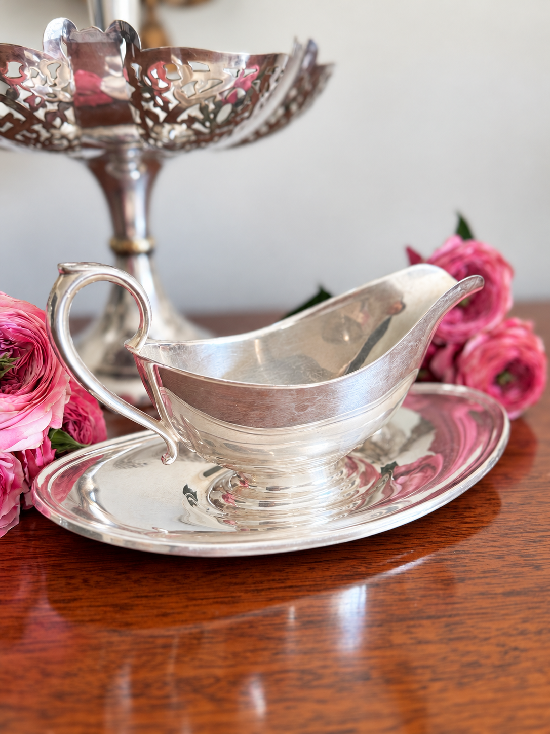 Vintage Gorham Colonial Gravy Boat