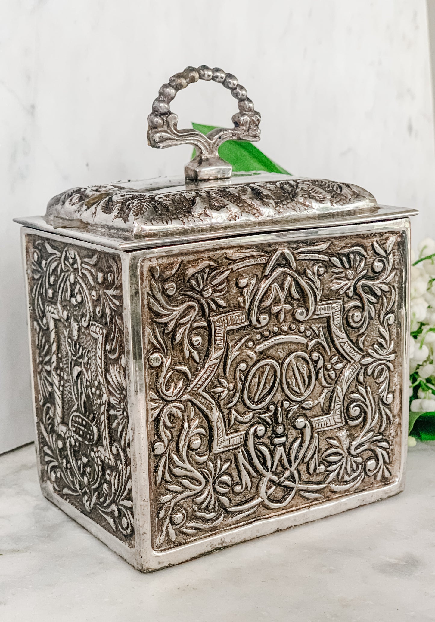 Decorator's Tea Caddy