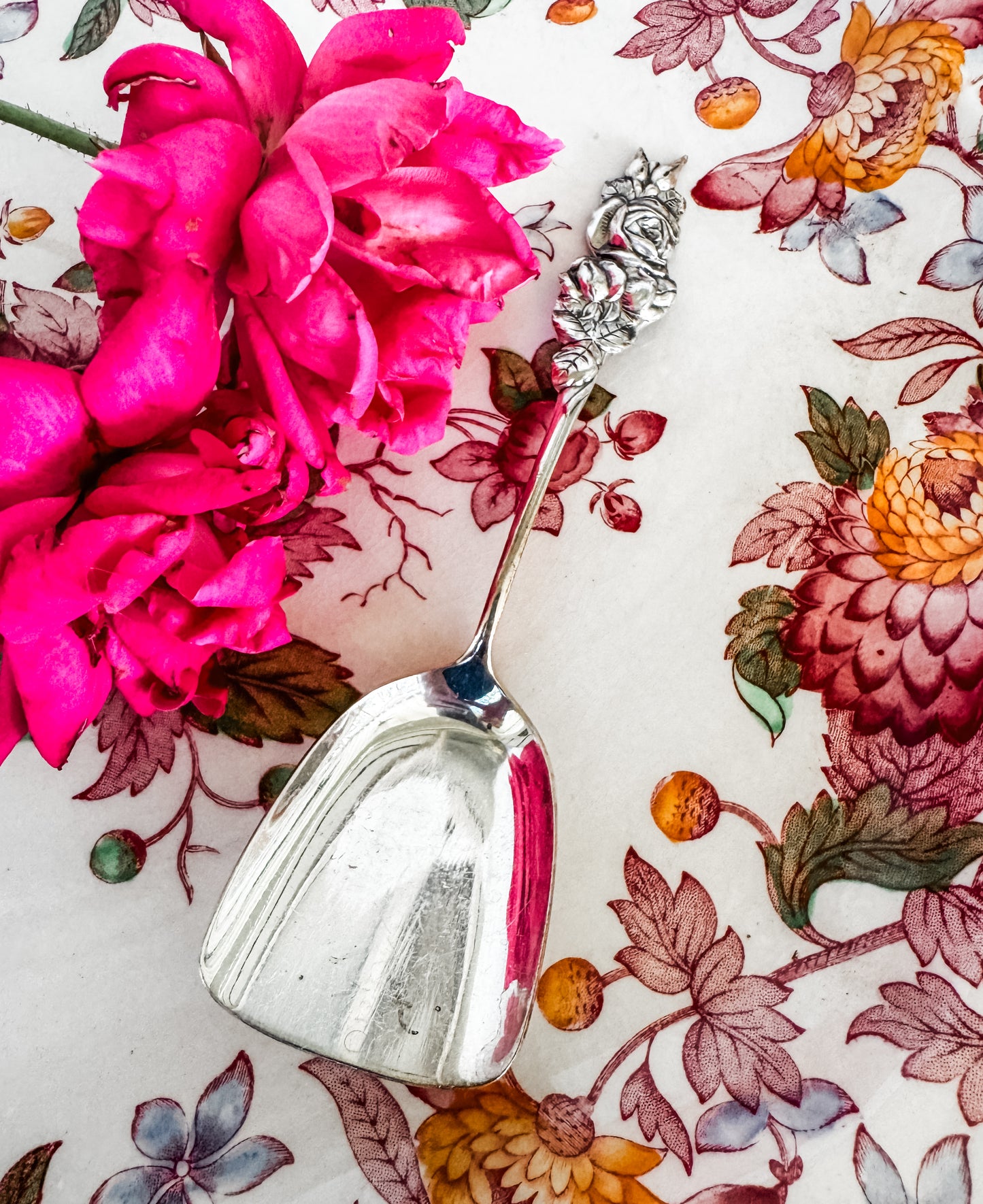 Sugar Scoop with Rose Handle