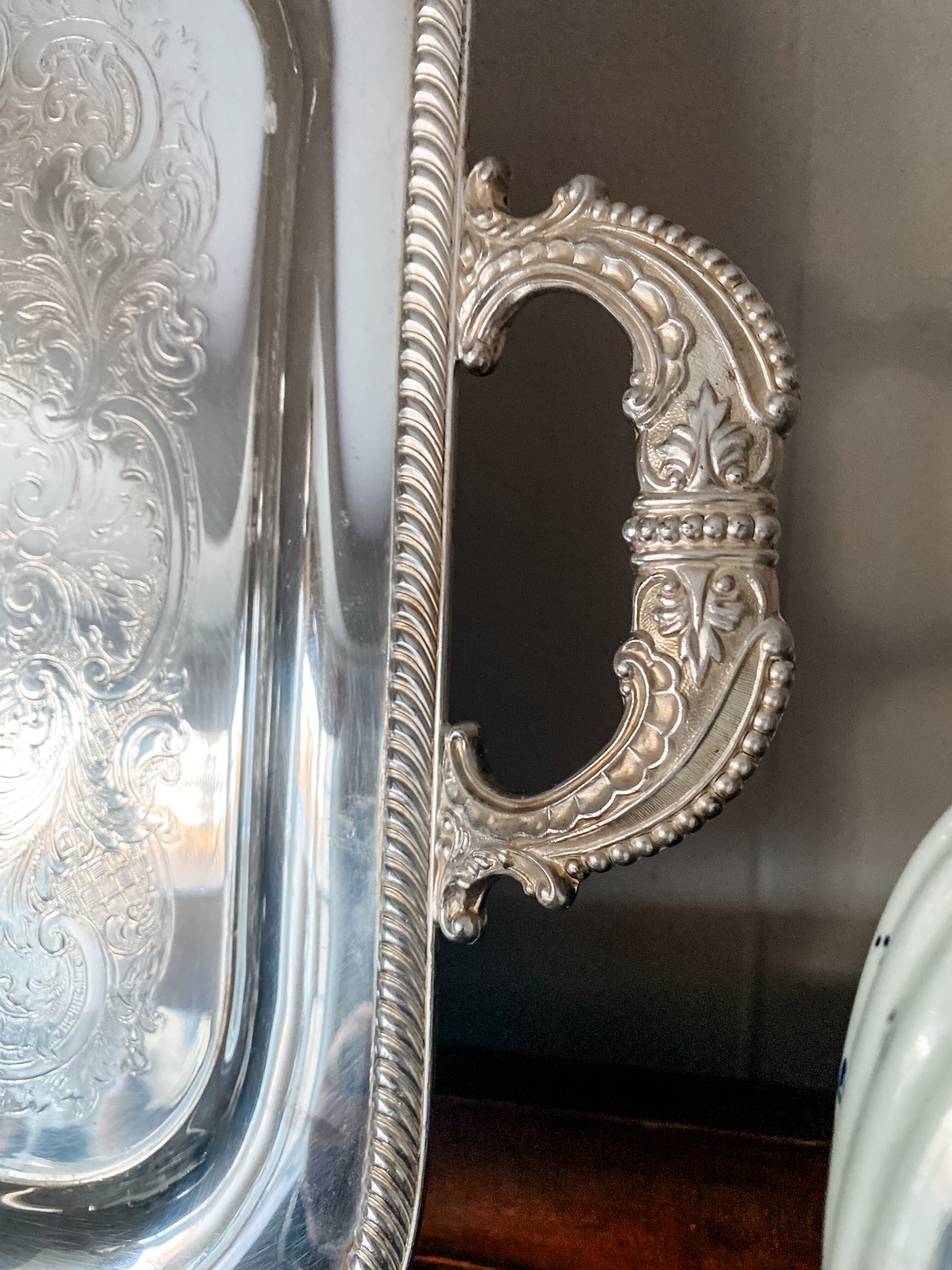 Awesome Classic Double-Handled Tray