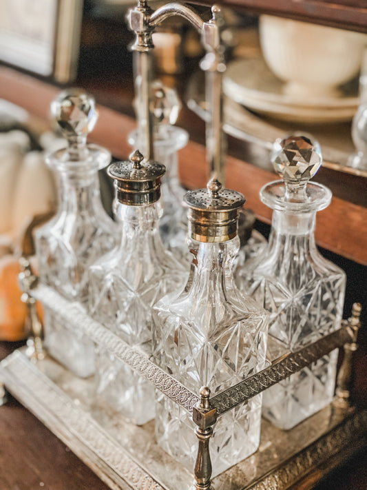 Exquisite William Page & Co Cruet Set