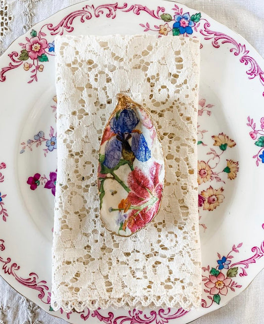 Large Pierre Redoute Botanical Oyster Shell
