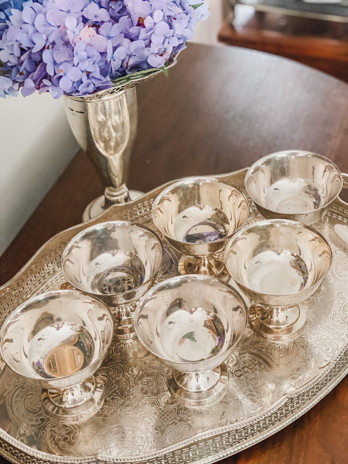 Delightful Pedestal Dessert or fruit Cups