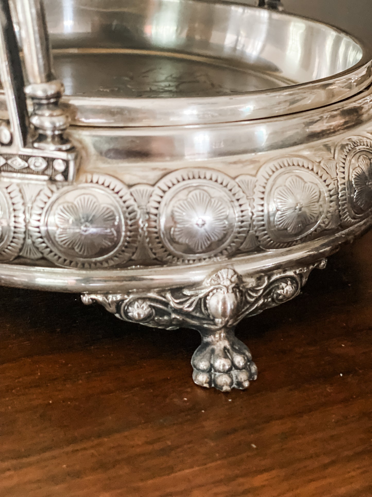 Absolutely Stunning!  Water Pitcher on Stand with Cup and Tray
