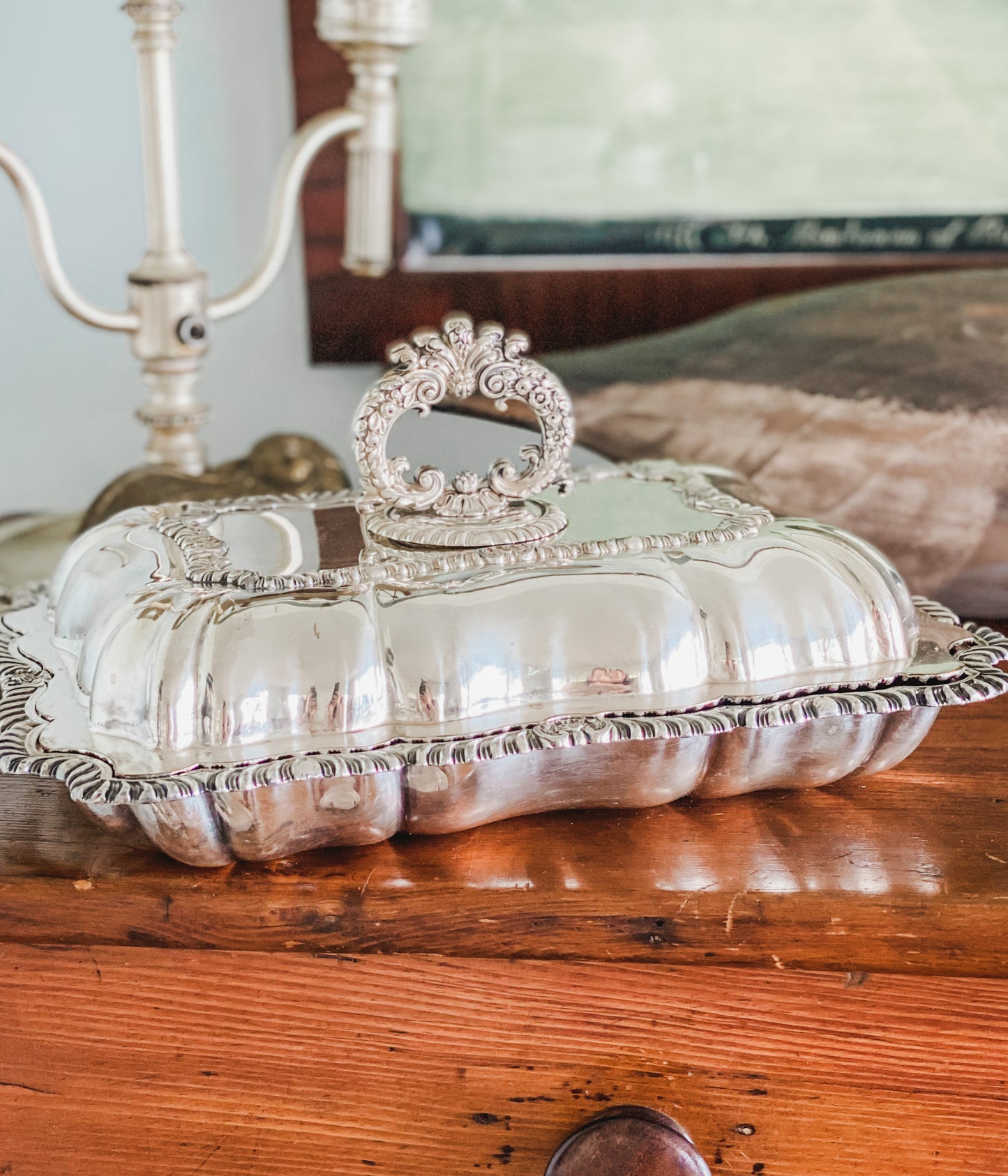 Splendid Antique English Covered Serving Dish.